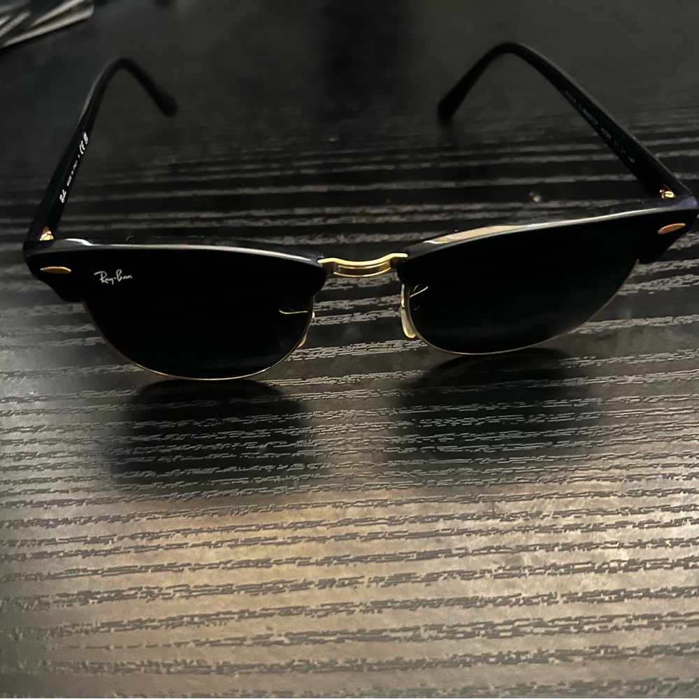 Ray-Ban Classic Black and Gold Sunglasses